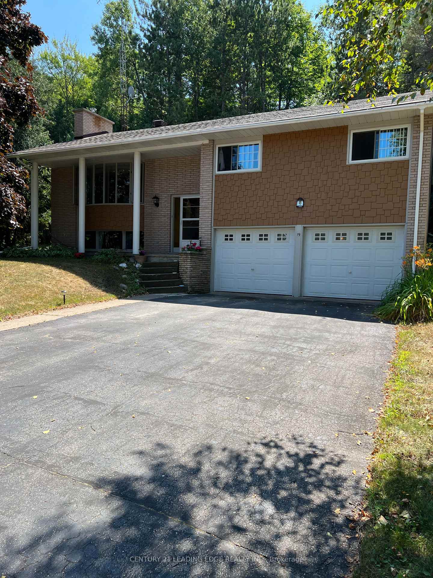 19 FOREST HILL Road, Bancroft, ON K0L 1C0, Bancroft — photo 1