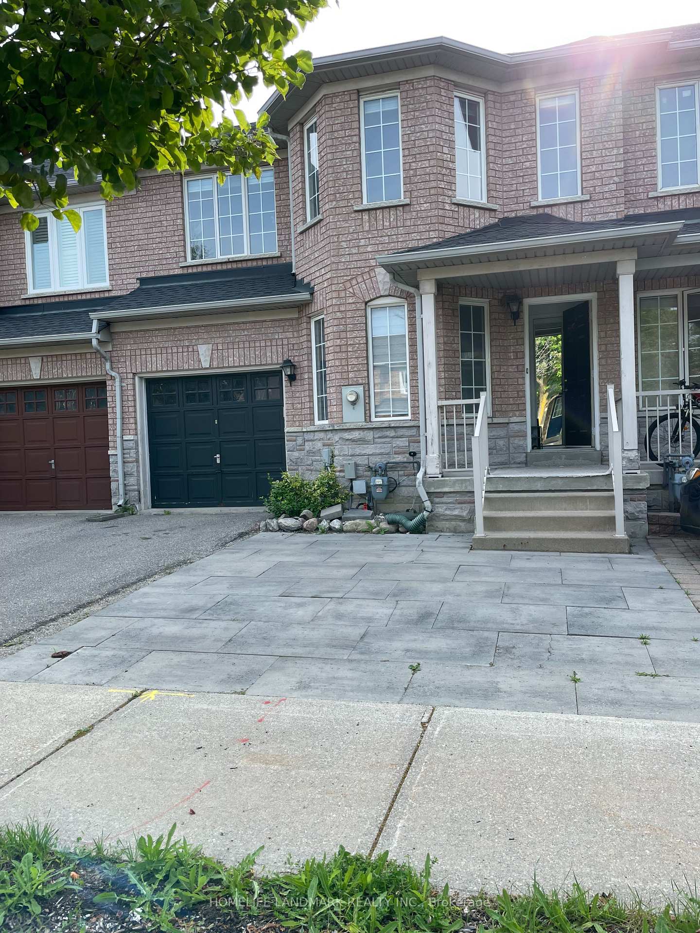 47 Waterton Crescent, Richmond Hill, ON L4B 4L2, Richmond Hill — photo 1