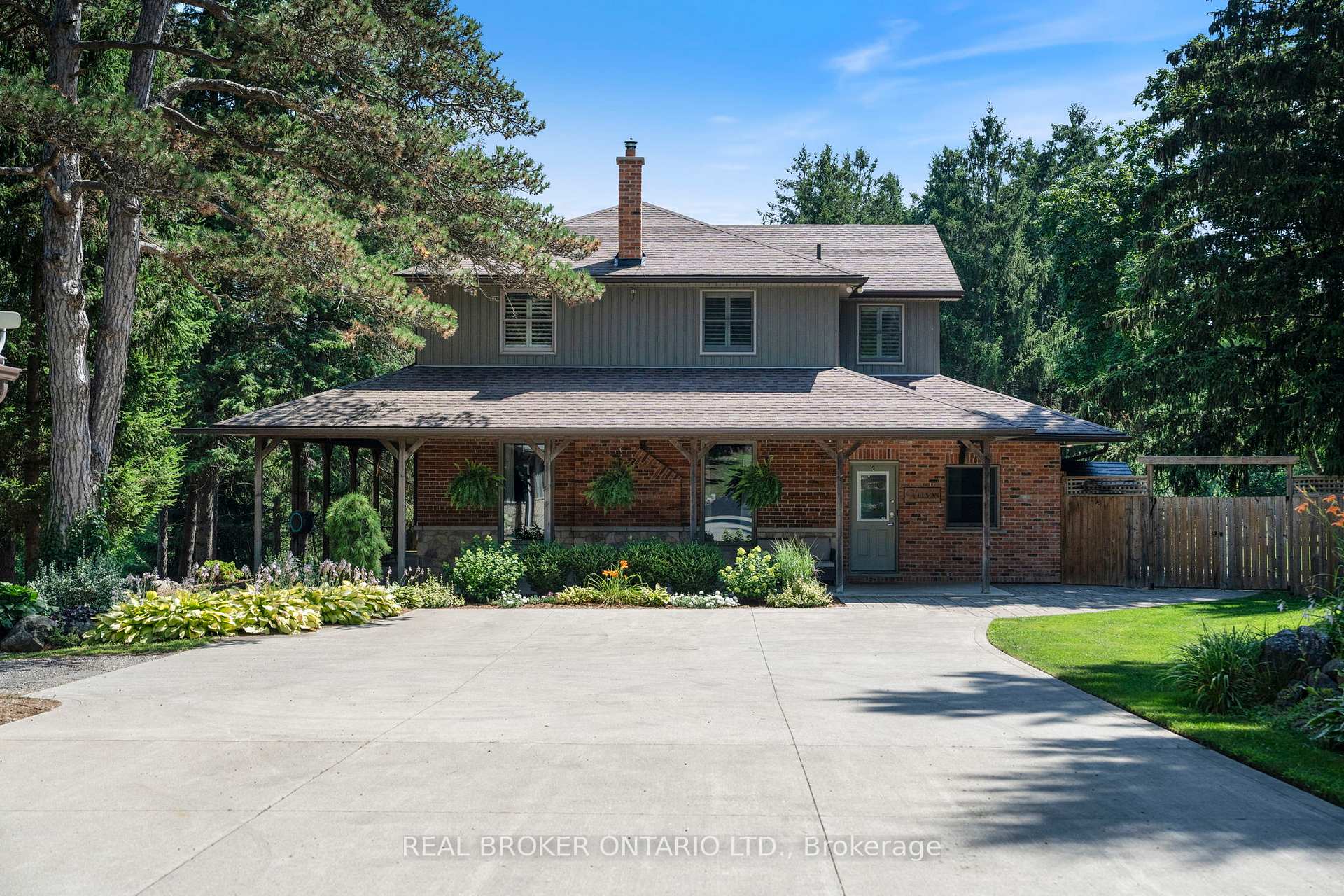 182 Governors Road E, Brant, ON N3L 3E1, Brant — photo 1