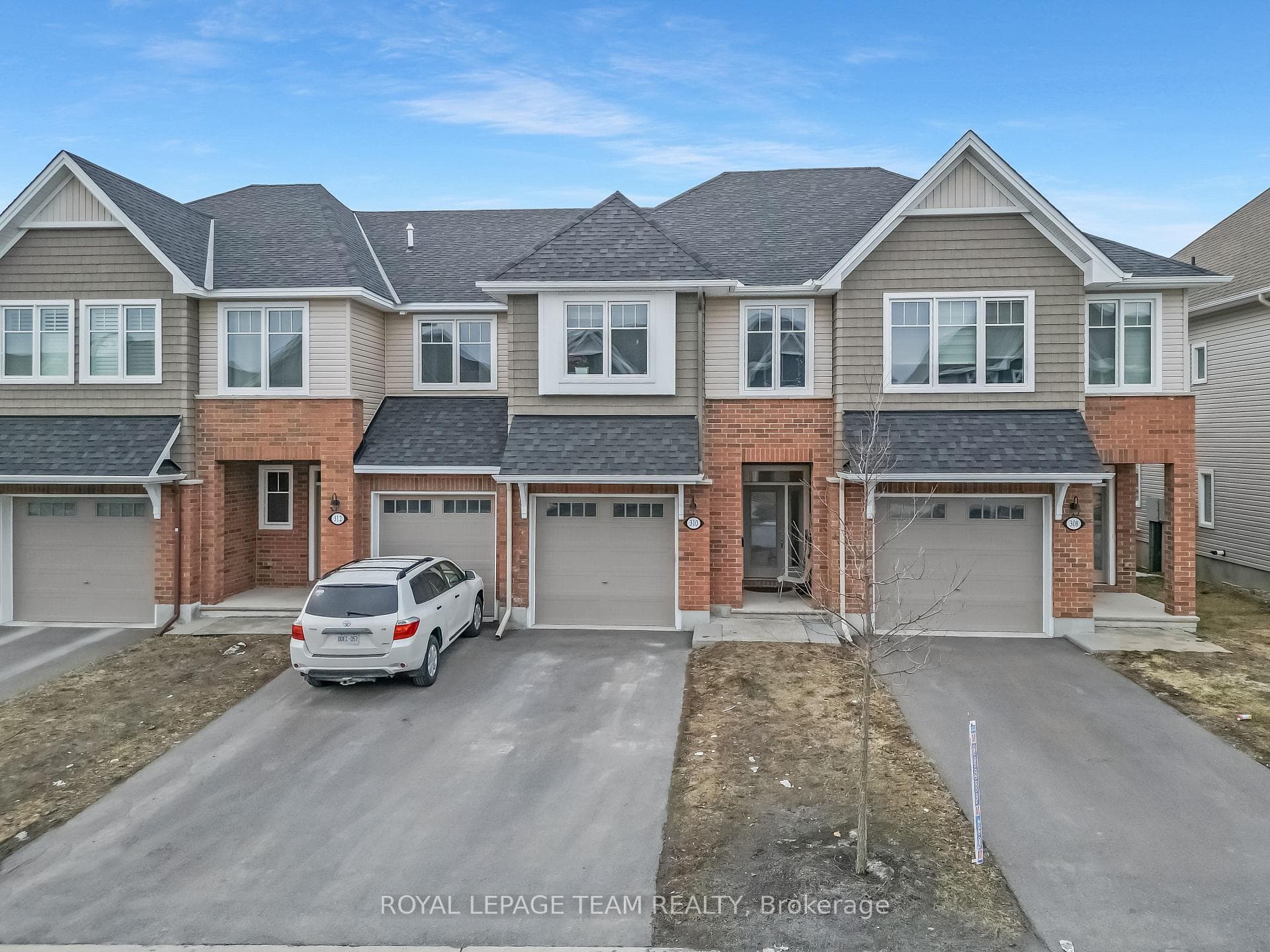 310 Kanashtage Terrace, Orleans - Cumberland and Area, ON K4A 5J9, Orleans - Cumberland and Area — photo 1