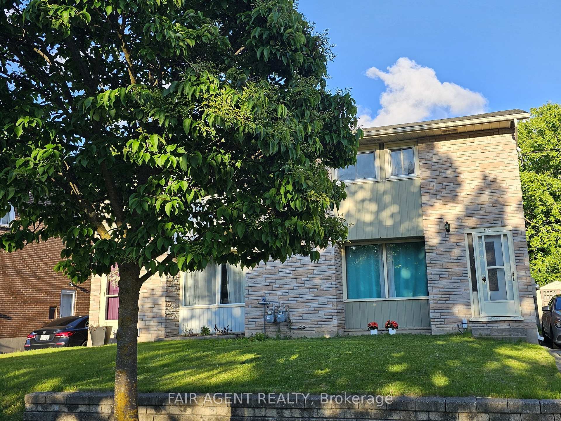 175 Fourth Avenue, Kitchener, ON N2C 1P3, Kitchener — photo 1