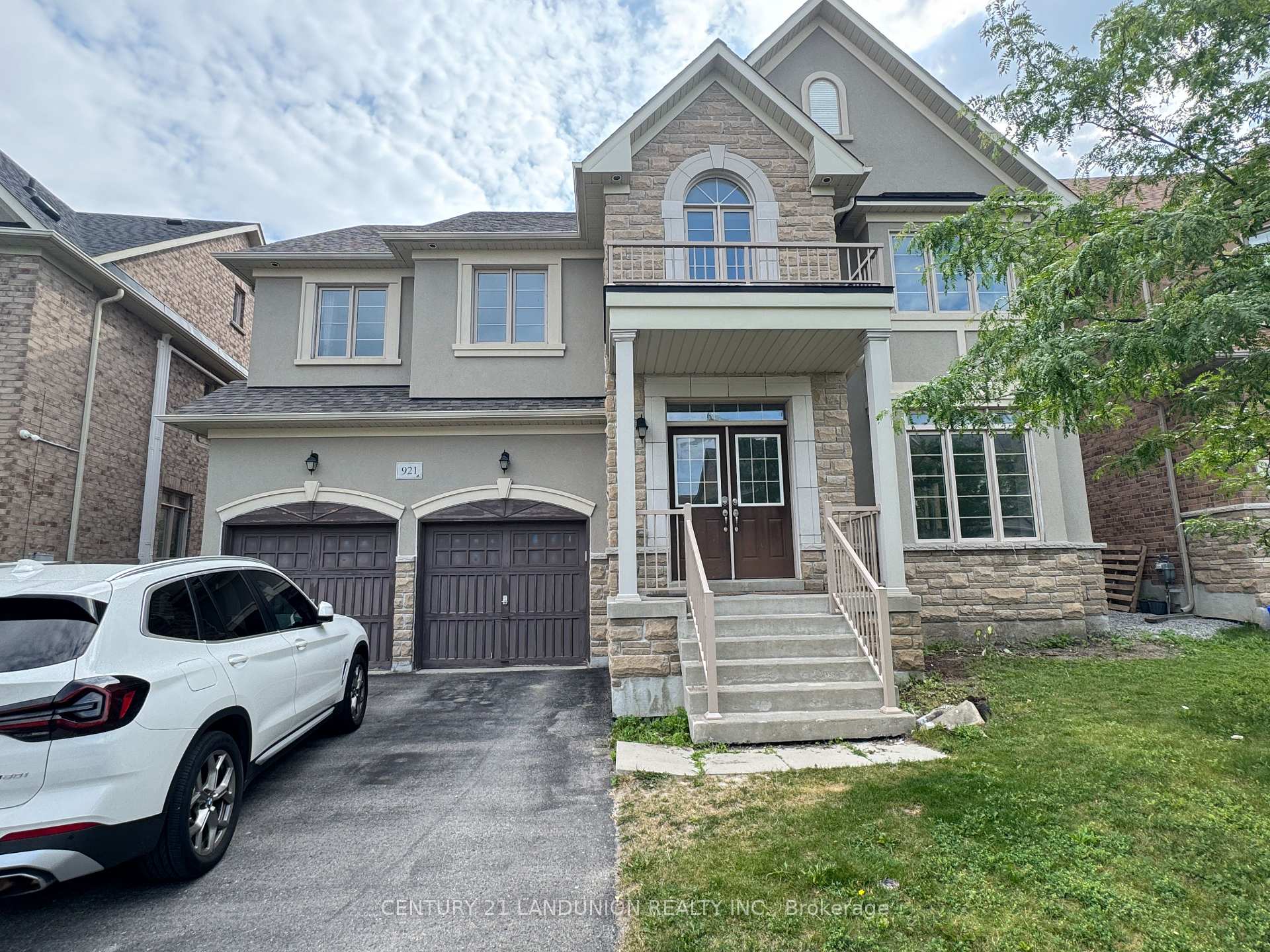 921 Goring Circle, Newmarket, ON L3X 0B6, Newmarket — photo 1