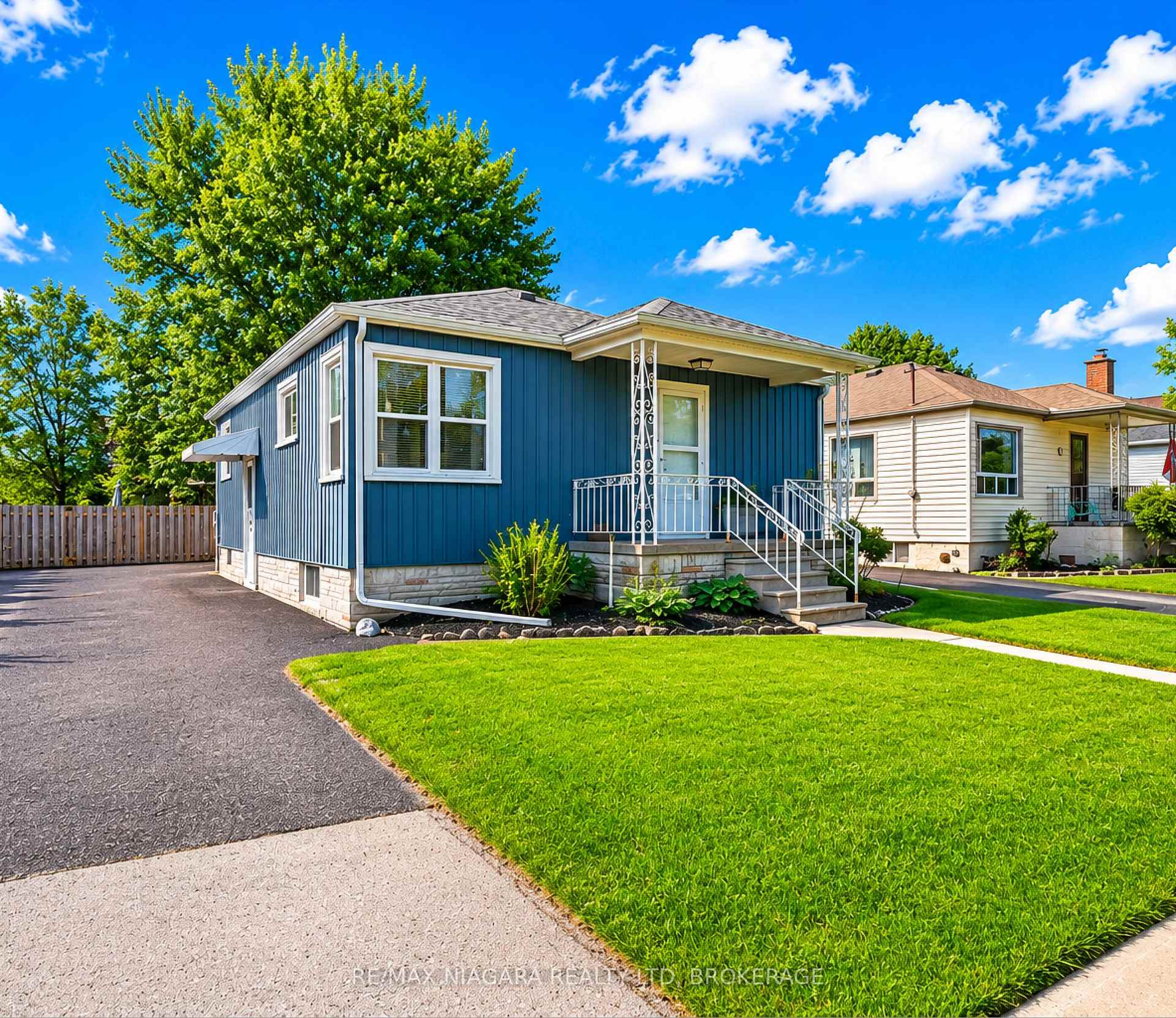 19 BRIDGE Street, St. Catharines, ON L2S 2V7, St. Catharines — photo 1