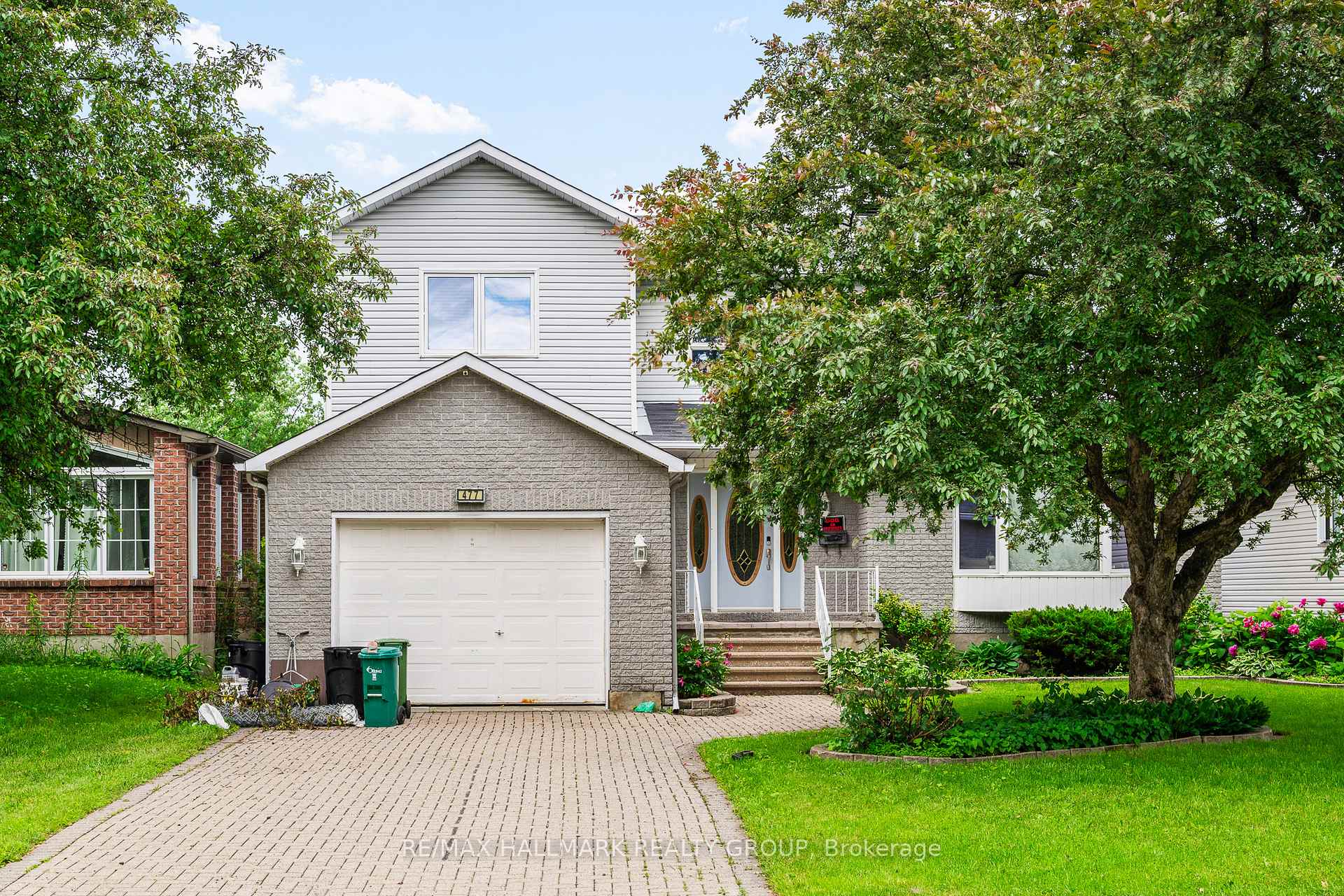 477 DUVERNAY Drive, Orleans - Cumberland and Area, ON K1E 2N7, Orleans - Cumberland and Area — photo 1