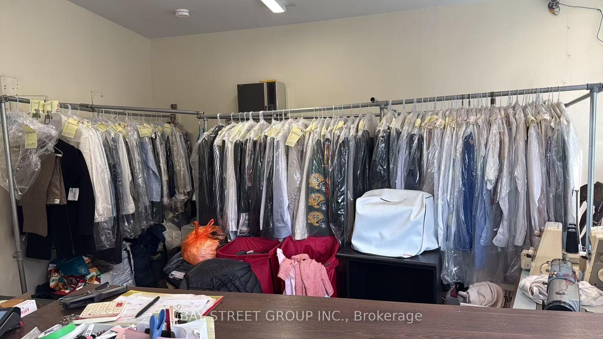 674 College Street, Toronto, ON M6G 1B8, Toronto C01 — photo 1