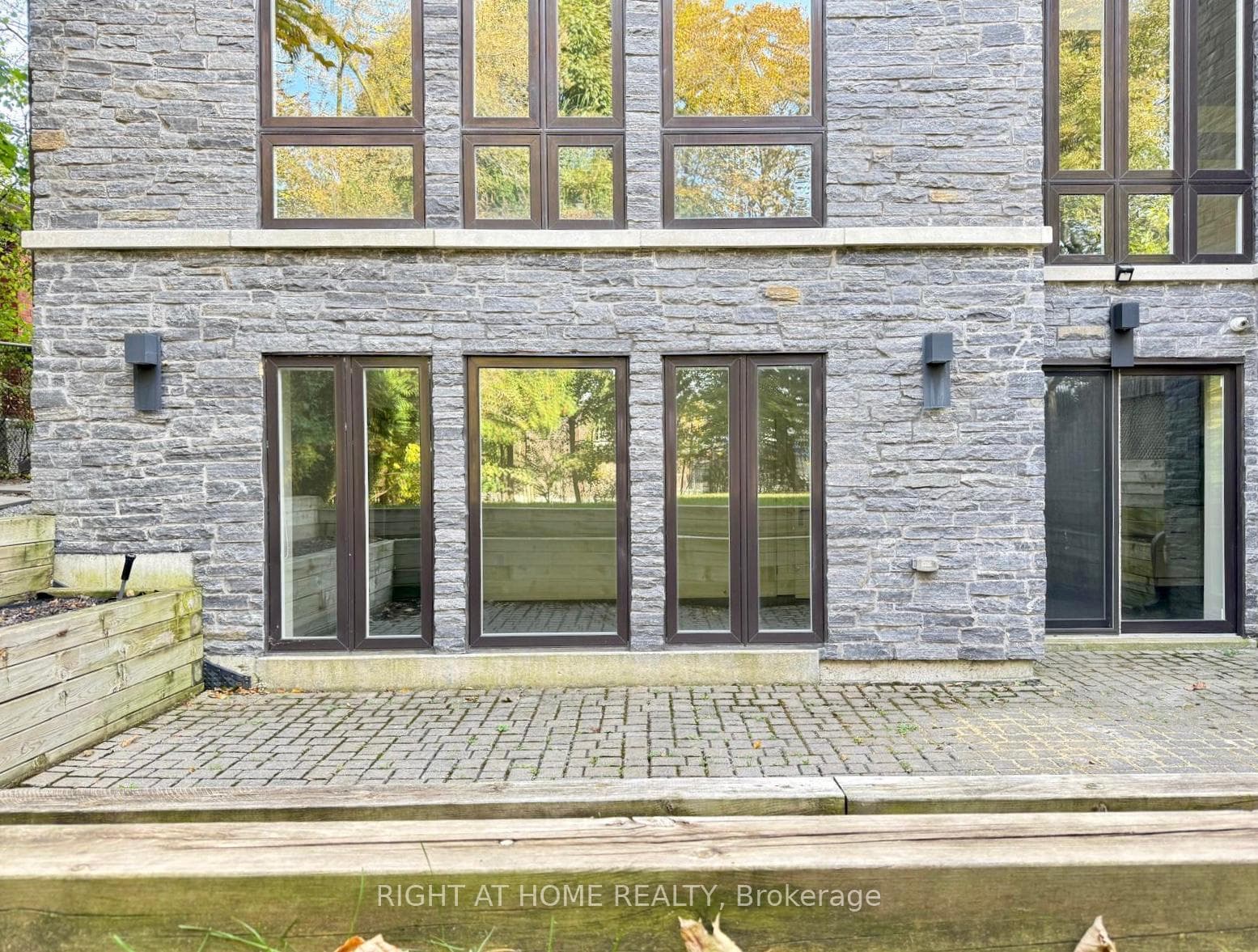56 Lloydminster Crescent Basemnt, Toronto, ON M2M 2S1, Toronto C14 — photo 1