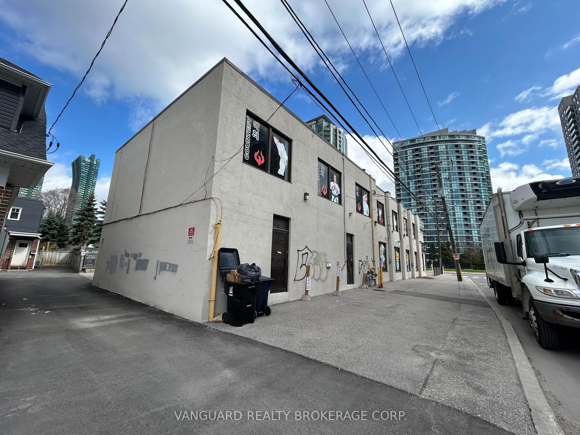 4578 Yonge Street, Toronto, ON M2N 5L7, Toronto C07 — photo 1