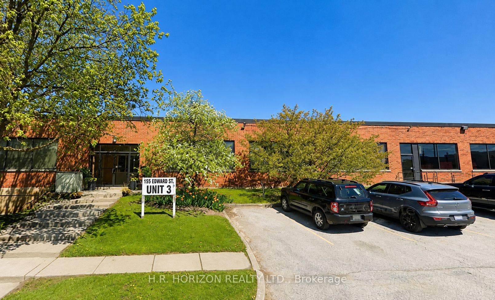 155 Edward Street, Aurora, ON L4G 1W3, Aurora — photo 1