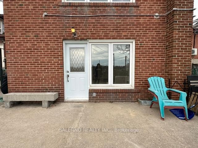 23 Redhill Avenue Lower, Toronto, ON M6E 2C2, Toronto W03 — photo 1