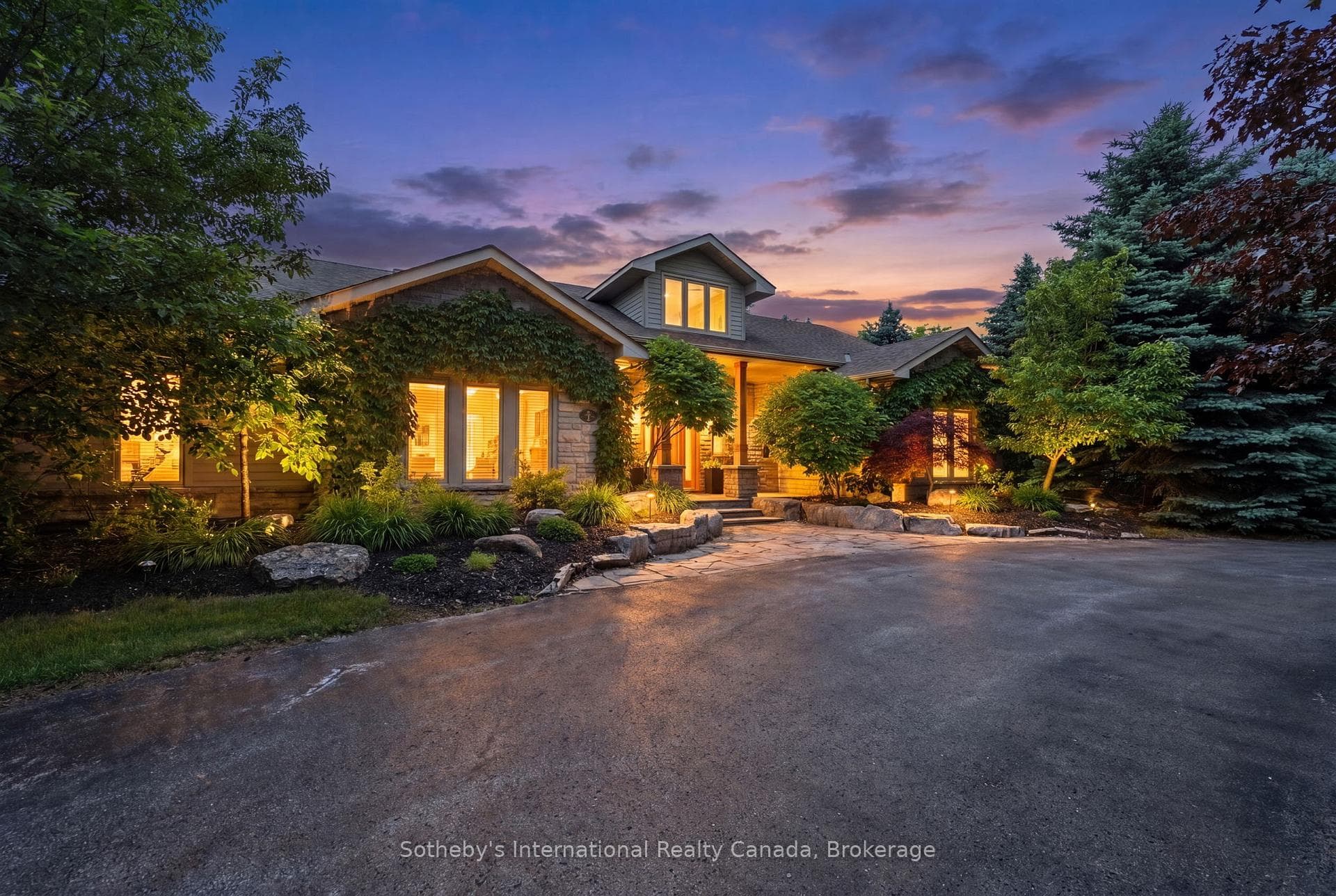2 Evergreen Road, Collingwood, ON L9Y 5A8, Collingwood — photo 1