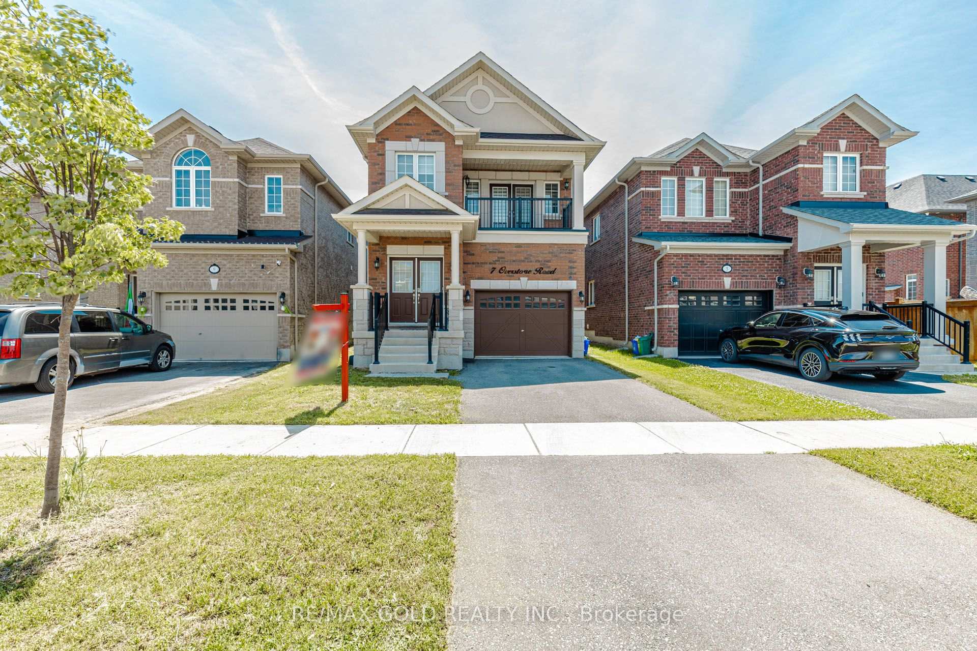 7 Overstone Road, Halton Hills, ON L7G 0N5, Halton Hills — photo 1