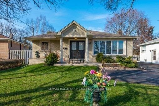 415 Marybay Crescent, Richmond Hill, ON L4C 2X5, Richmond Hill — photo 1