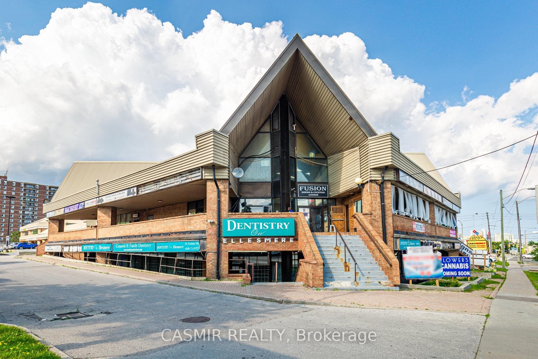 880 Ellesmere Road N235, Toronto, ON M1P 2W6, Toronto E04 — photo 1