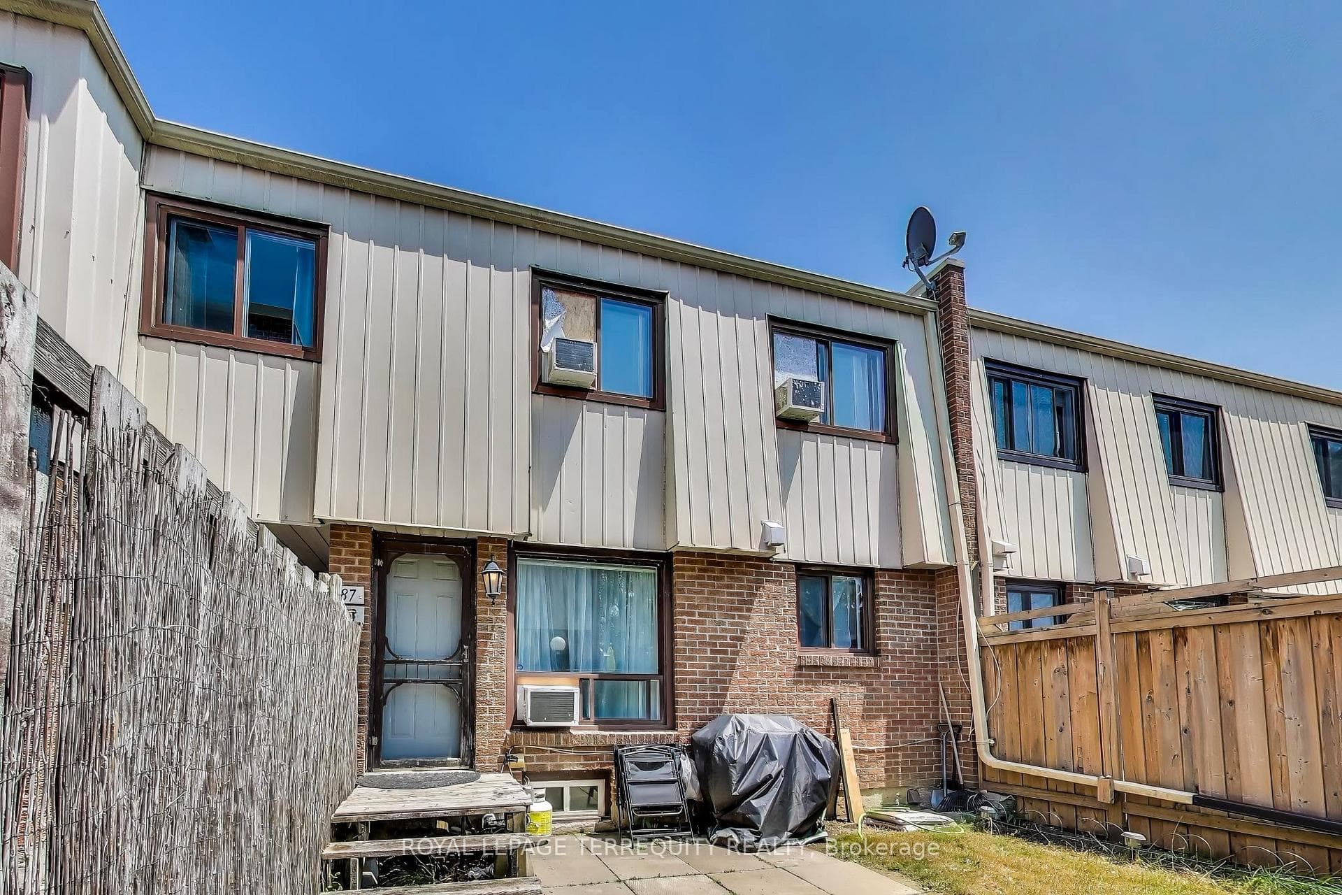 1100 Oxford Street 88, Oshawa, ON L1J 6G4, Oshawa — photo 1