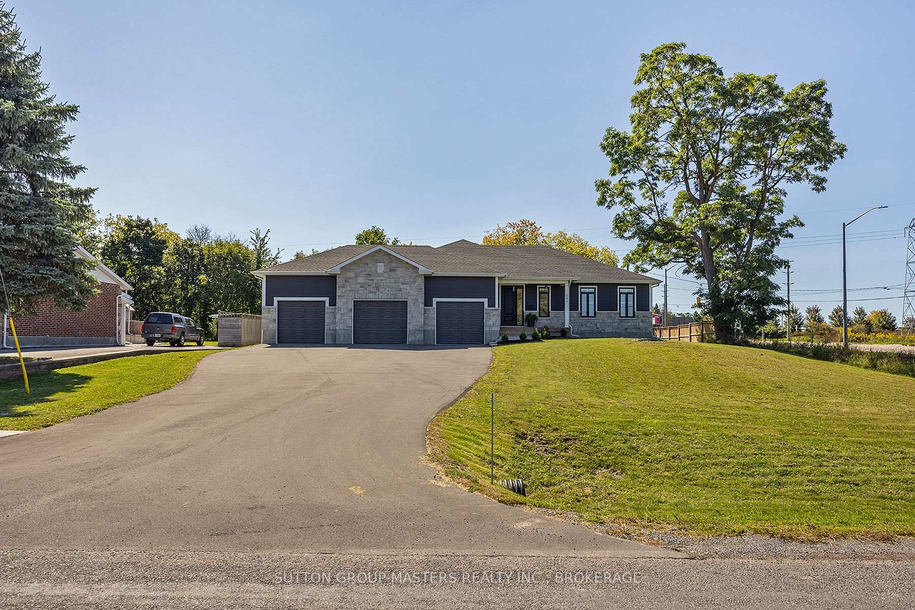 247 ARNOLD Street, Kingston, ON K7M 3L7, Kingston — photo 1