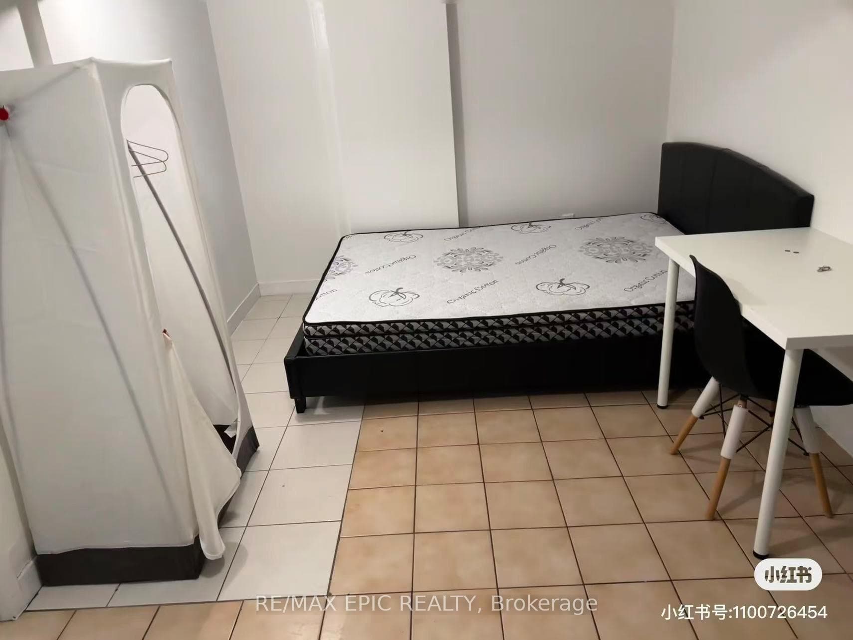 91 Markham Street basement, Toronto, ON M6J 2G4, Toronto C01 — photo 1