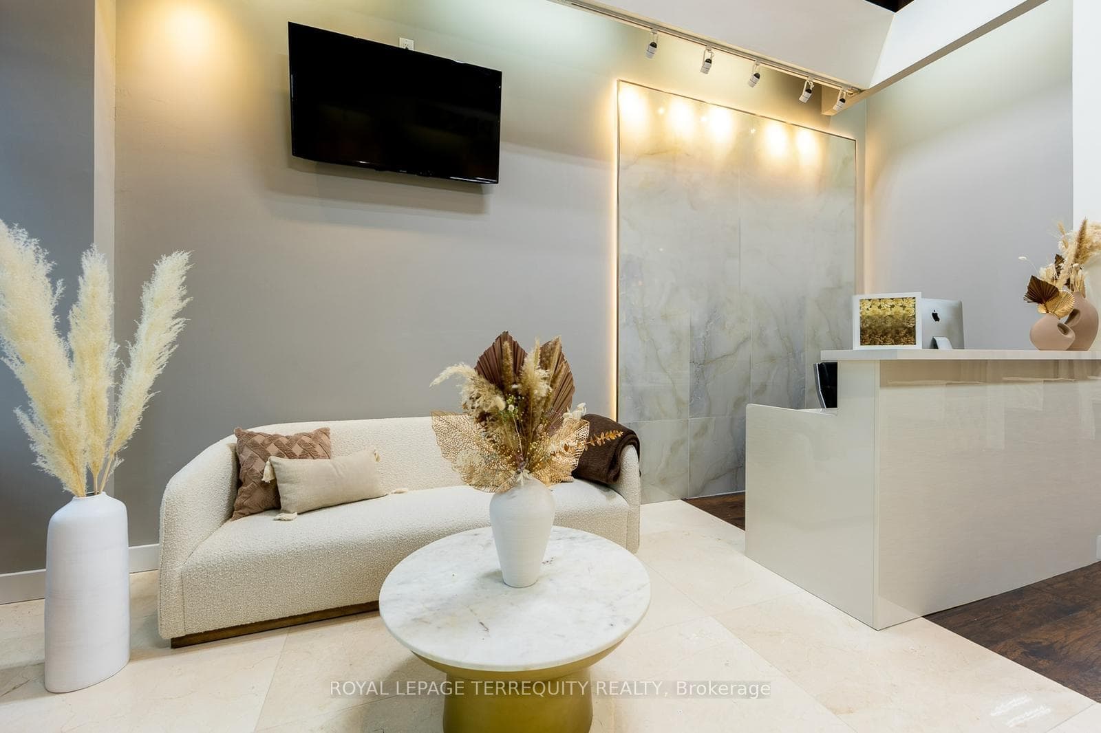 8750 Jane Street 20, Vaughan, ON L4K 0E7, Vaughan — photo 1