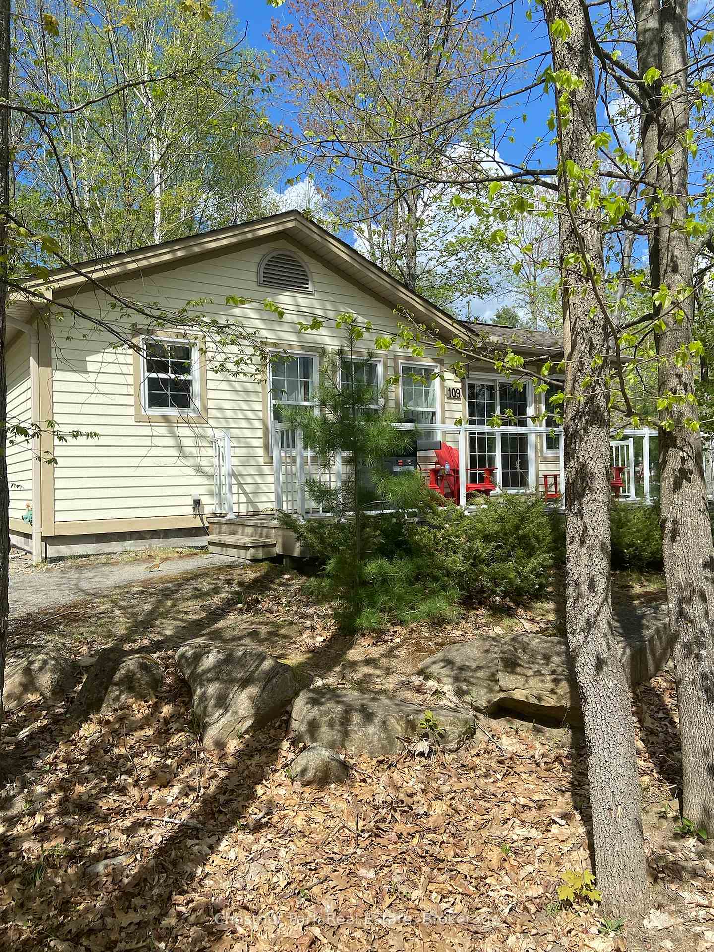 1052 Rat Bay Rd 109-1 Road, Lake of Bays, ON P1H 2J6, Lake of Bays — photo 1