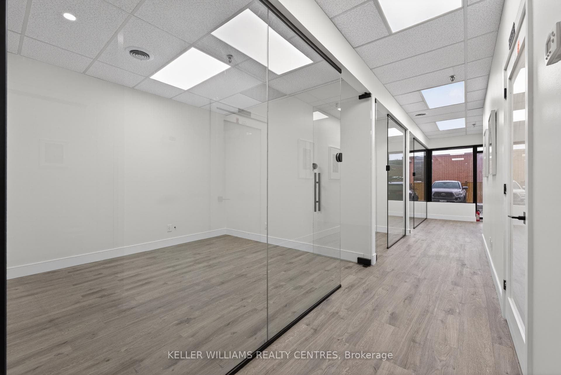 570 Hood Road 21, Markham, ON L3R 4G7, Markham — photo 1