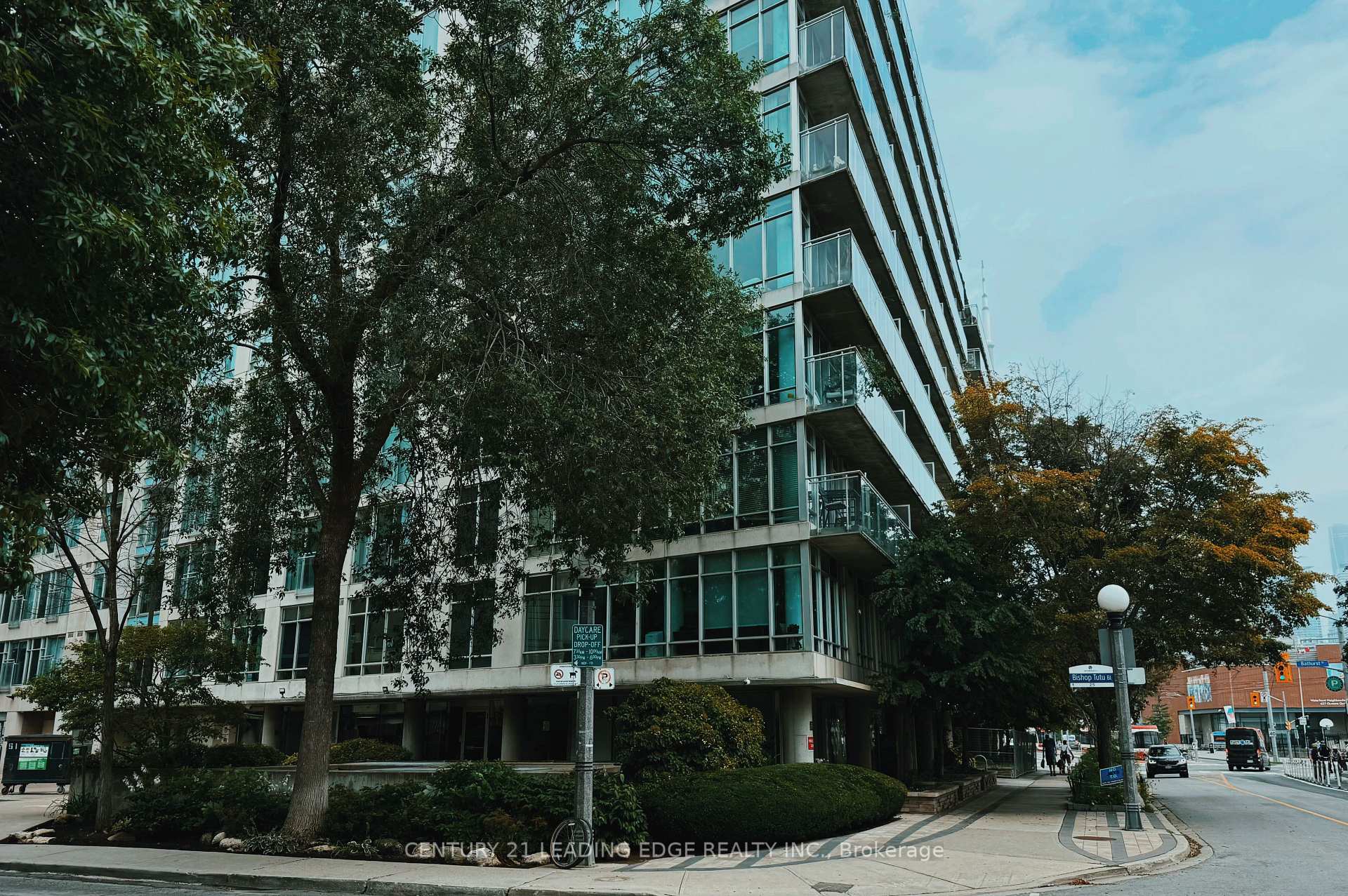 650 Queens Quay W 1821, Toronto, ON M5V 3N2, Toronto C01 — photo 1