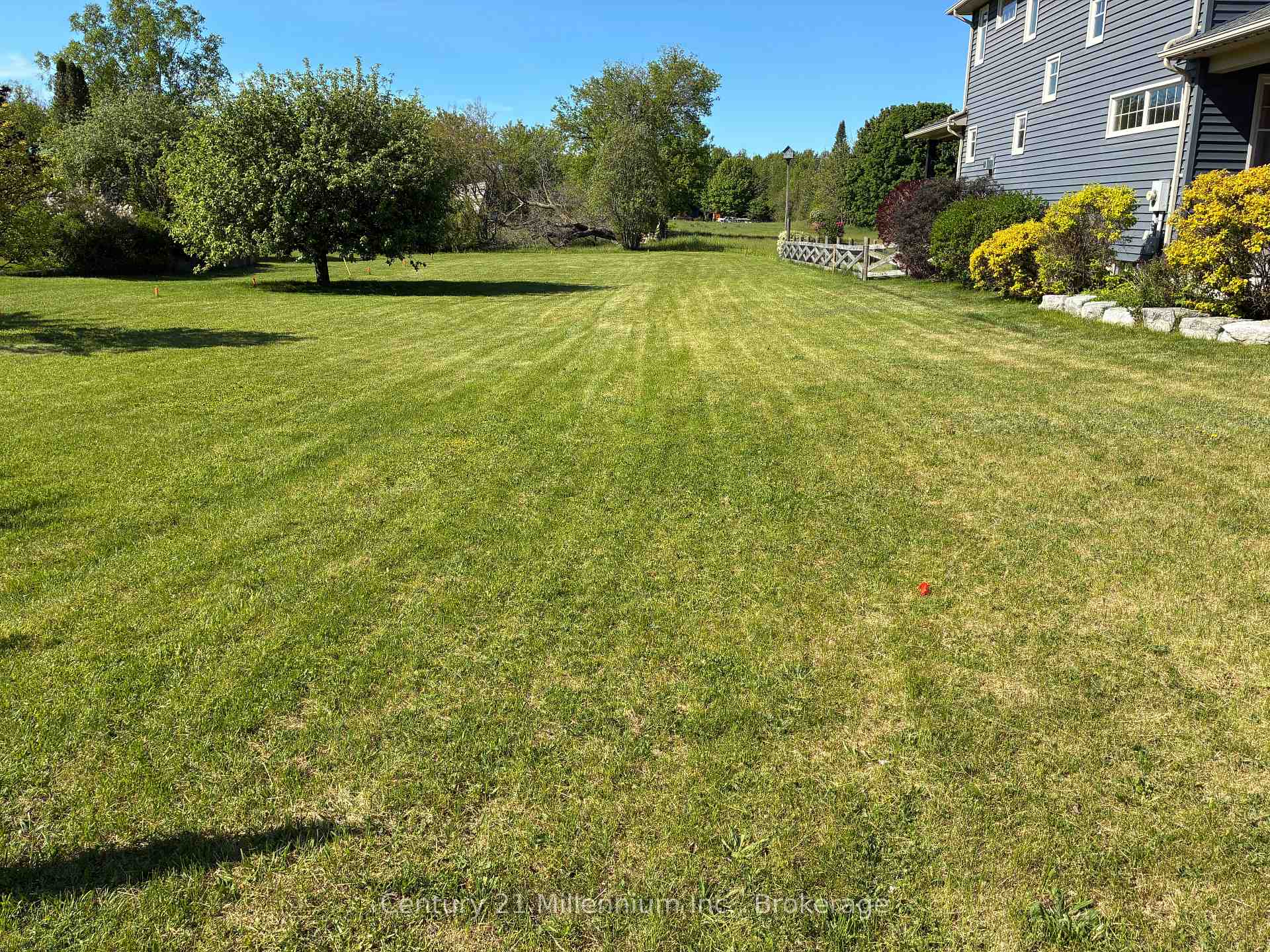 430 Kincardine Avenue, Kincardine, ON N2Z 2W3, Kincardine — photo 1