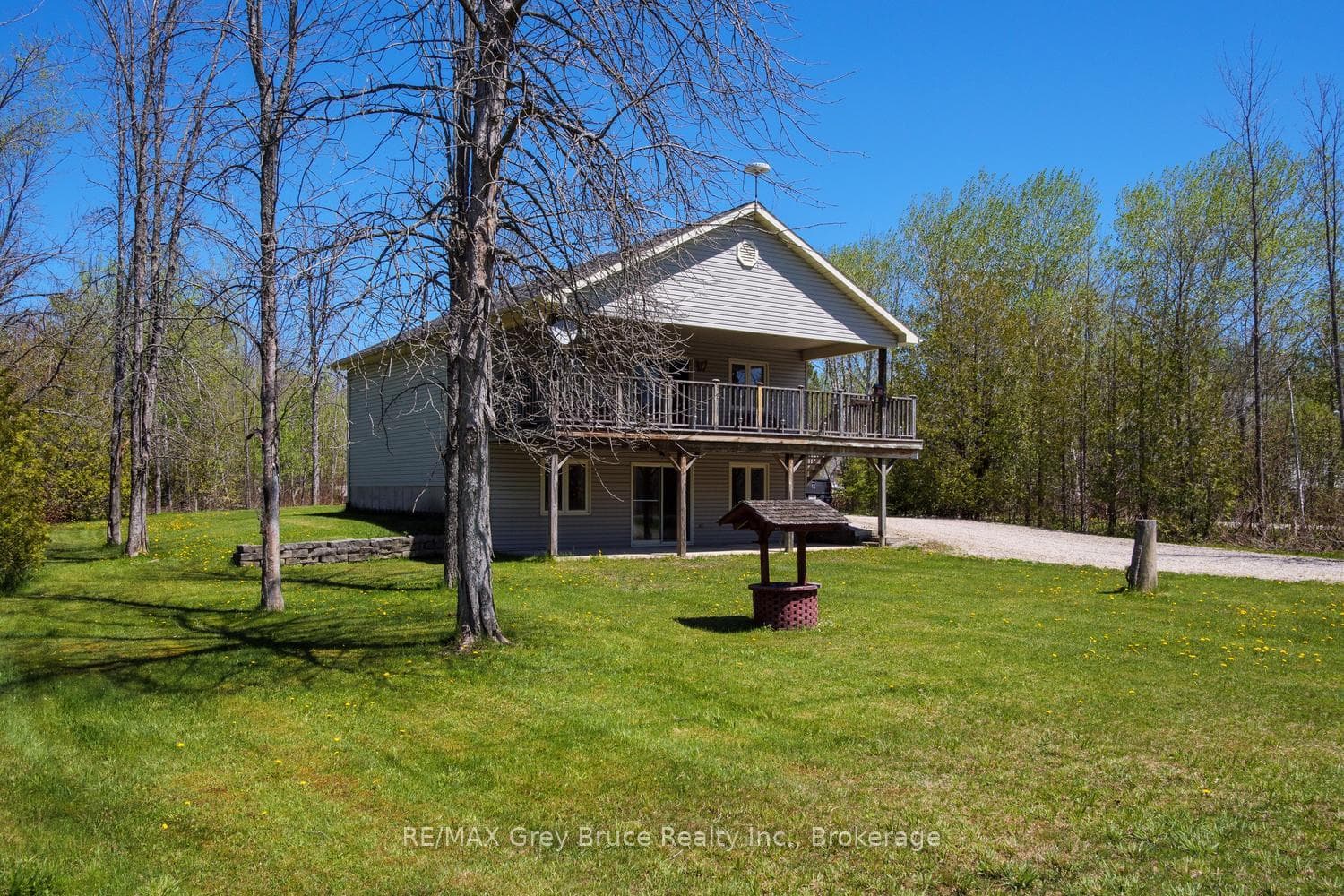 94 Maple Drive, Northern Bruce Peninsula, ON N0H 1Z0, Northern Bruce Peninsula — photo 1