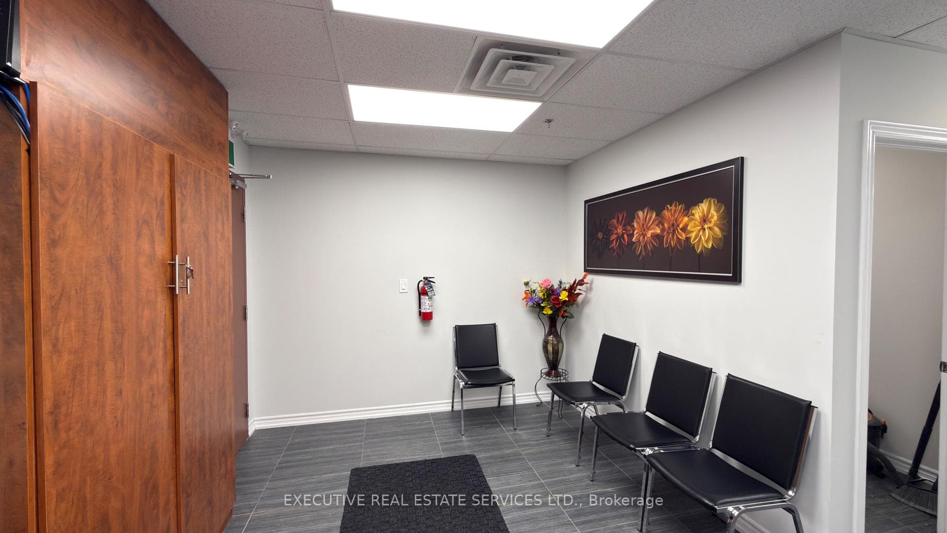 4515 Ebenezer Road 213 - room 2 and room 4, Brampton, ON L6P 2K7, Brampton — photo 1