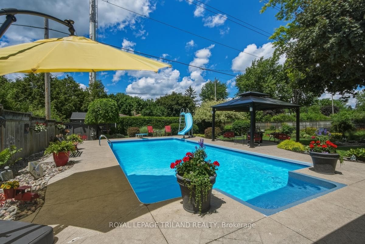 1239 Addison Drive, London East, ON N5V 2N8, London East — photo 1