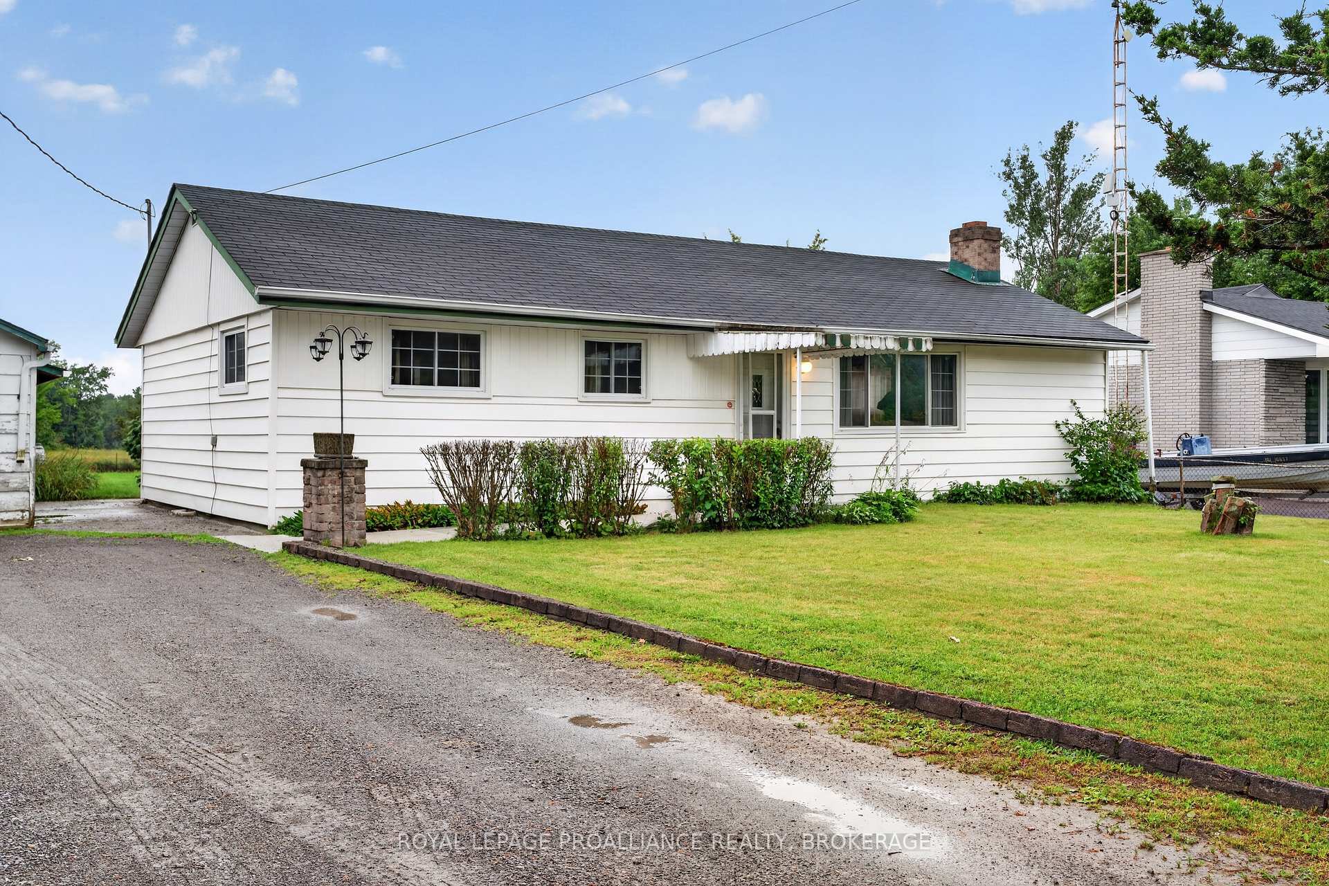 2871 Burbrook Road, Kingston, ON K7P 2Y7