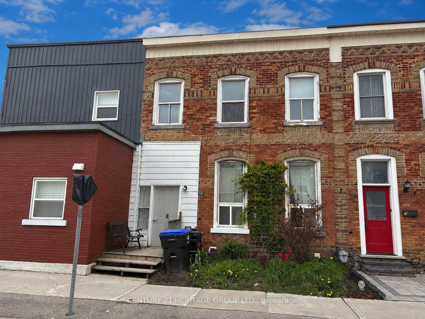 28 Queen Street N, New Tecumseth, ON L0G 1W0, New Tecumseth — photo 1