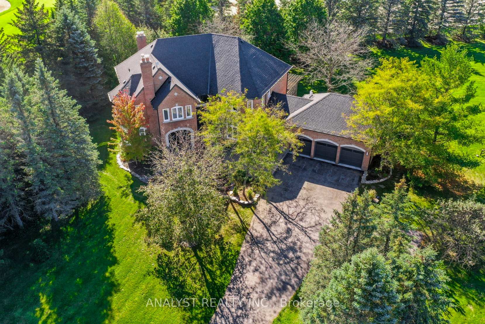 50 Trainor Court, King, ON L0G 1N0, King — photo 1