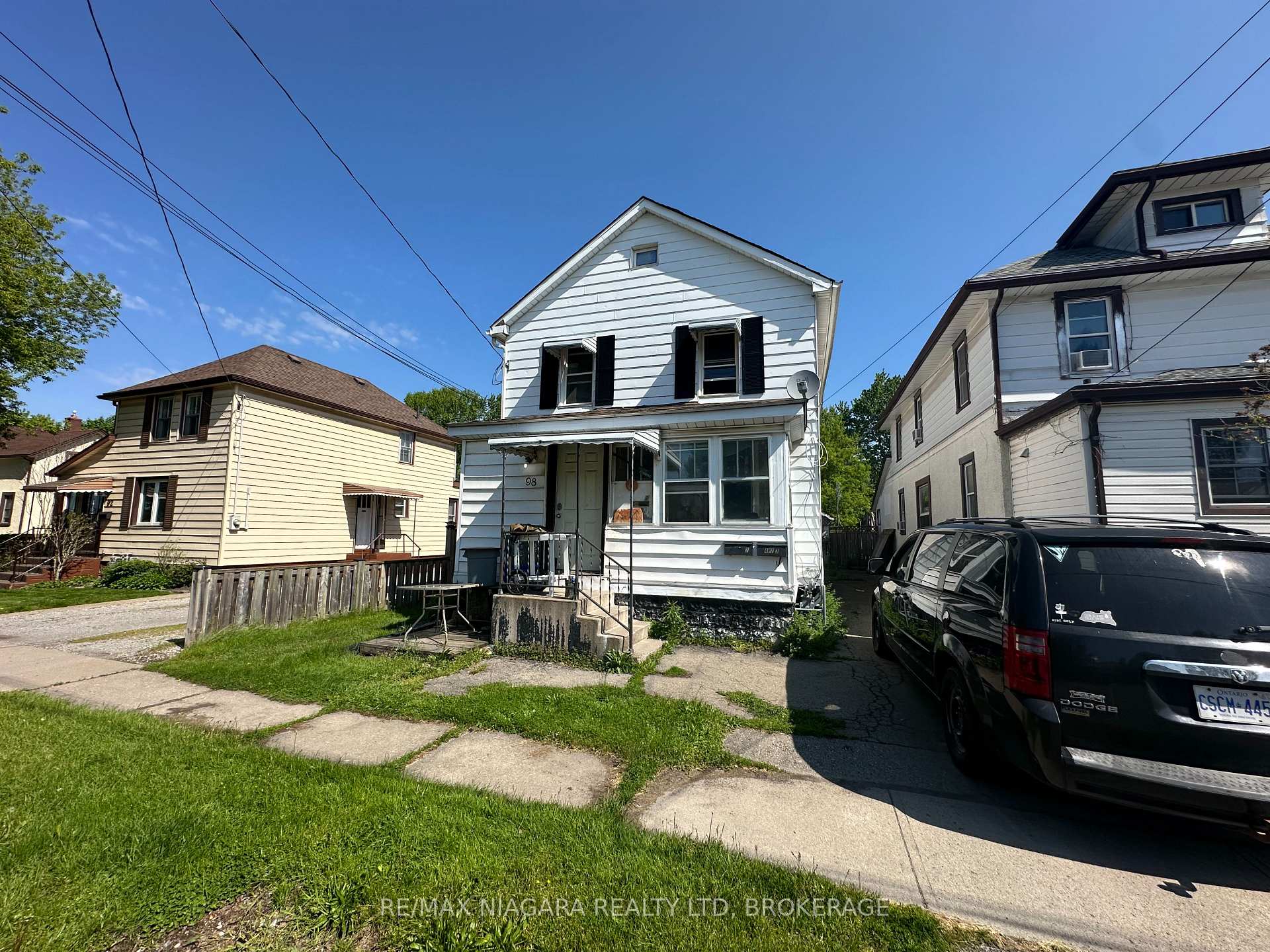 98 St Arnaud Street, Port Colborne, ON L3K 1M1, Port Colborne — photo 1