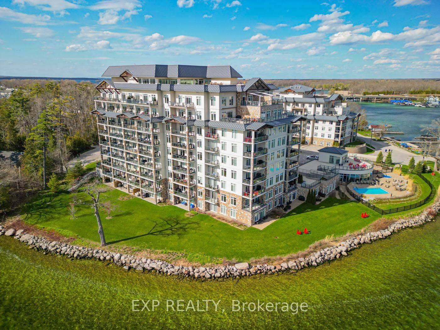 90 Orchard Point Road 401, Orillia, ON L3V 1C3, Orillia — photo 1