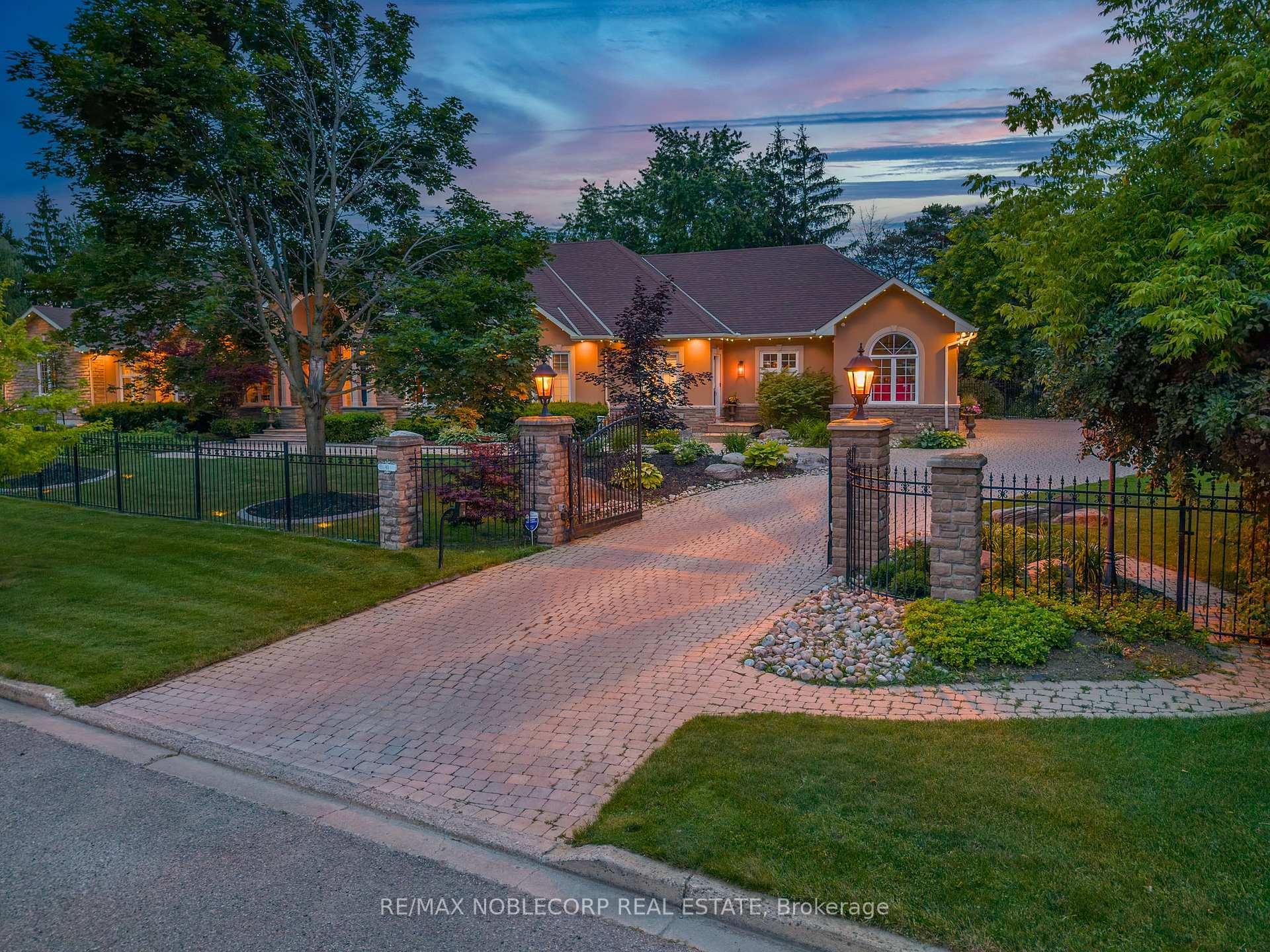 80 Carmichael Crescent, King, ON L7B 1B5, King — photo 1