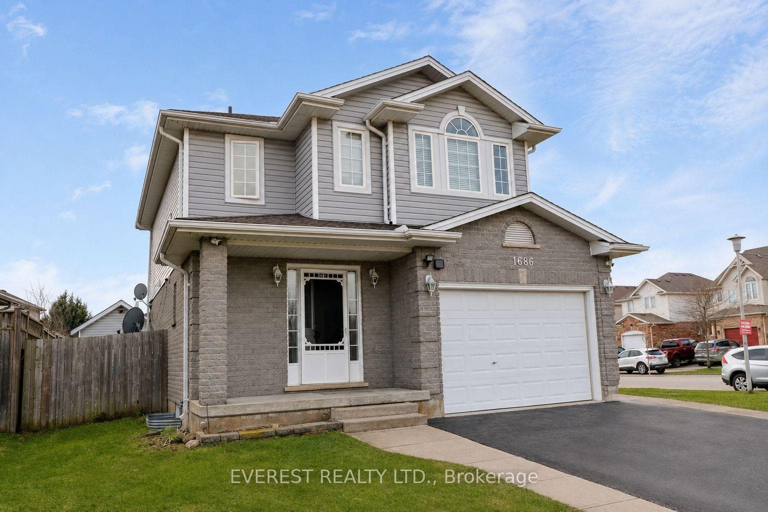 1686 Blackmaple Crescent, London East, ON N5Y 6L6, London East — photo 1