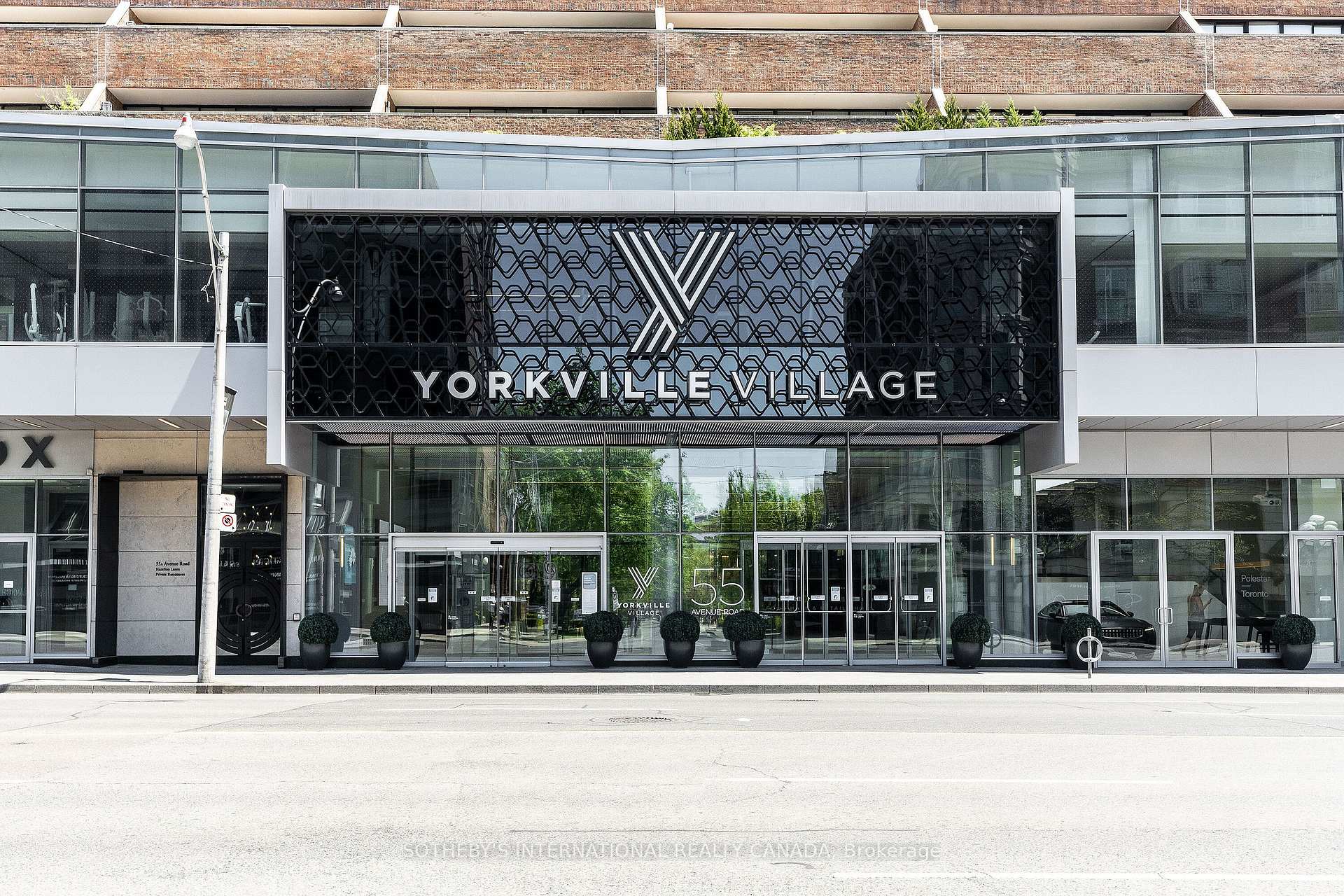 55A Avenue Road 408, Toronto, ON M5A 2G3, Toronto C02 — photo 1