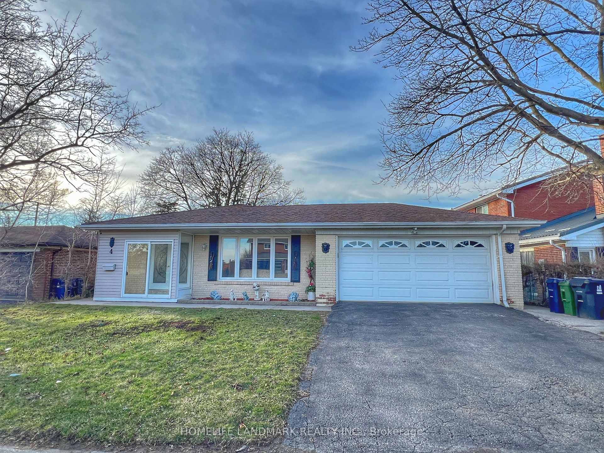 4 Ferncrest Gate, Toronto, ON M1W 1C2, Toronto E05 — photo 1