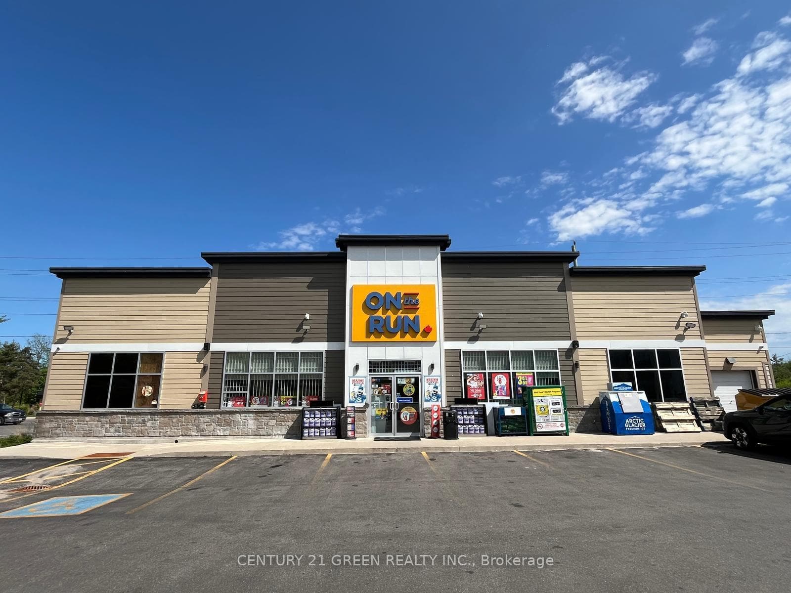 170 Burton Avenue, Barrie, ON L4N 2S1, Barrie — photo 1