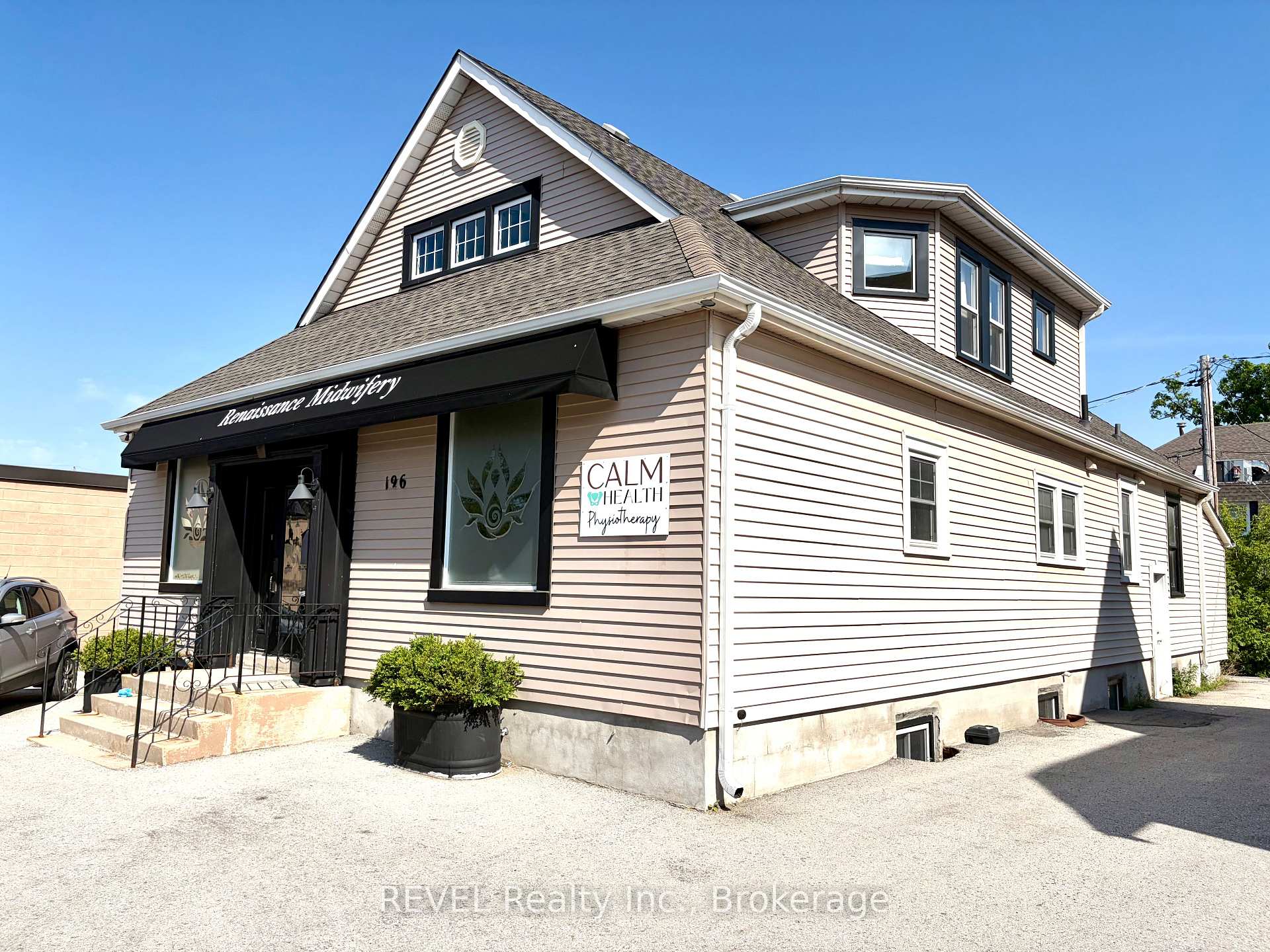 196 East Main Street, Welland, ON L3B 3W8, Welland — photo 1