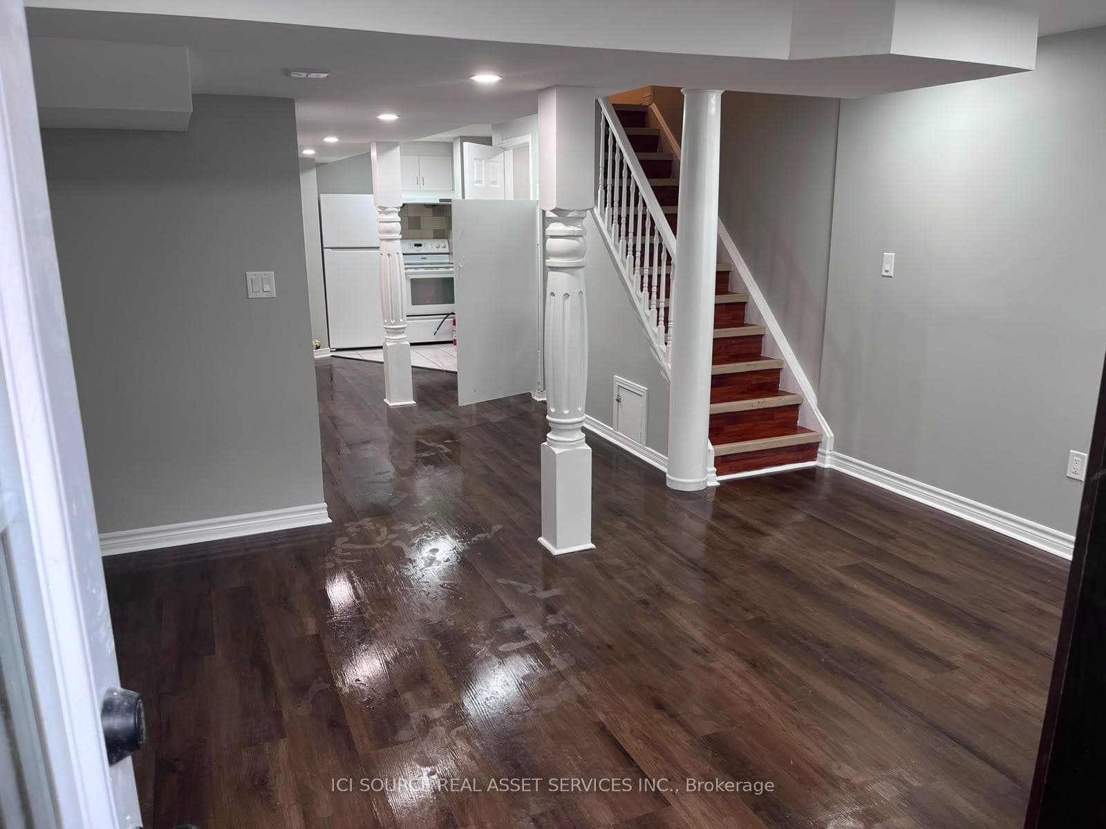 3141 Turbine Crescent Basement, Mississauga, ON L5M 6W1, Mississauga — photo 1