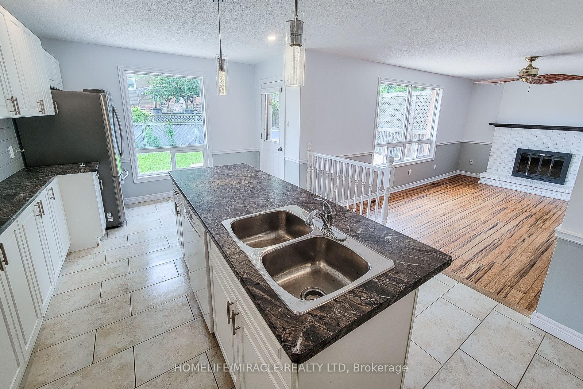 4559 St Volodymyr Court, Lincoln, ON L0R 1B5, Lincoln — photo 1