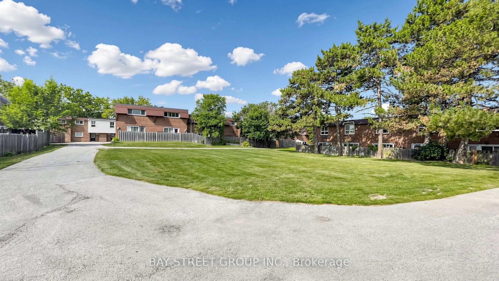 57 Godstone Road 117, Toronto, ON M2J 3C8, Toronto C15 — photo 1
