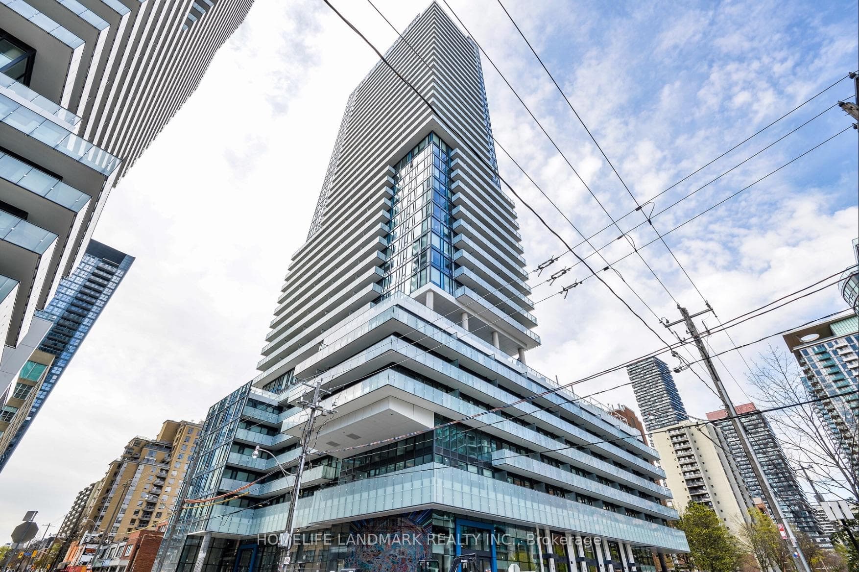 161 Roehampton Avenue 2211, Toronto, ON M4P 0C8, Toronto C10 — photo 1