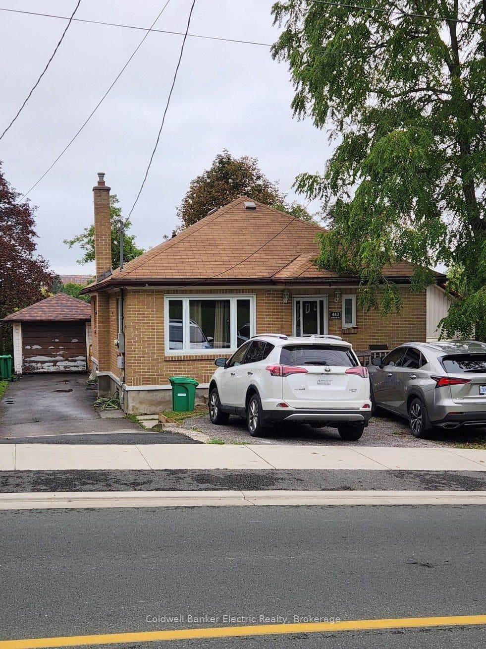443 Armour Road, Peterborough, ON K9H 1Y7, Peterborough — photo 1