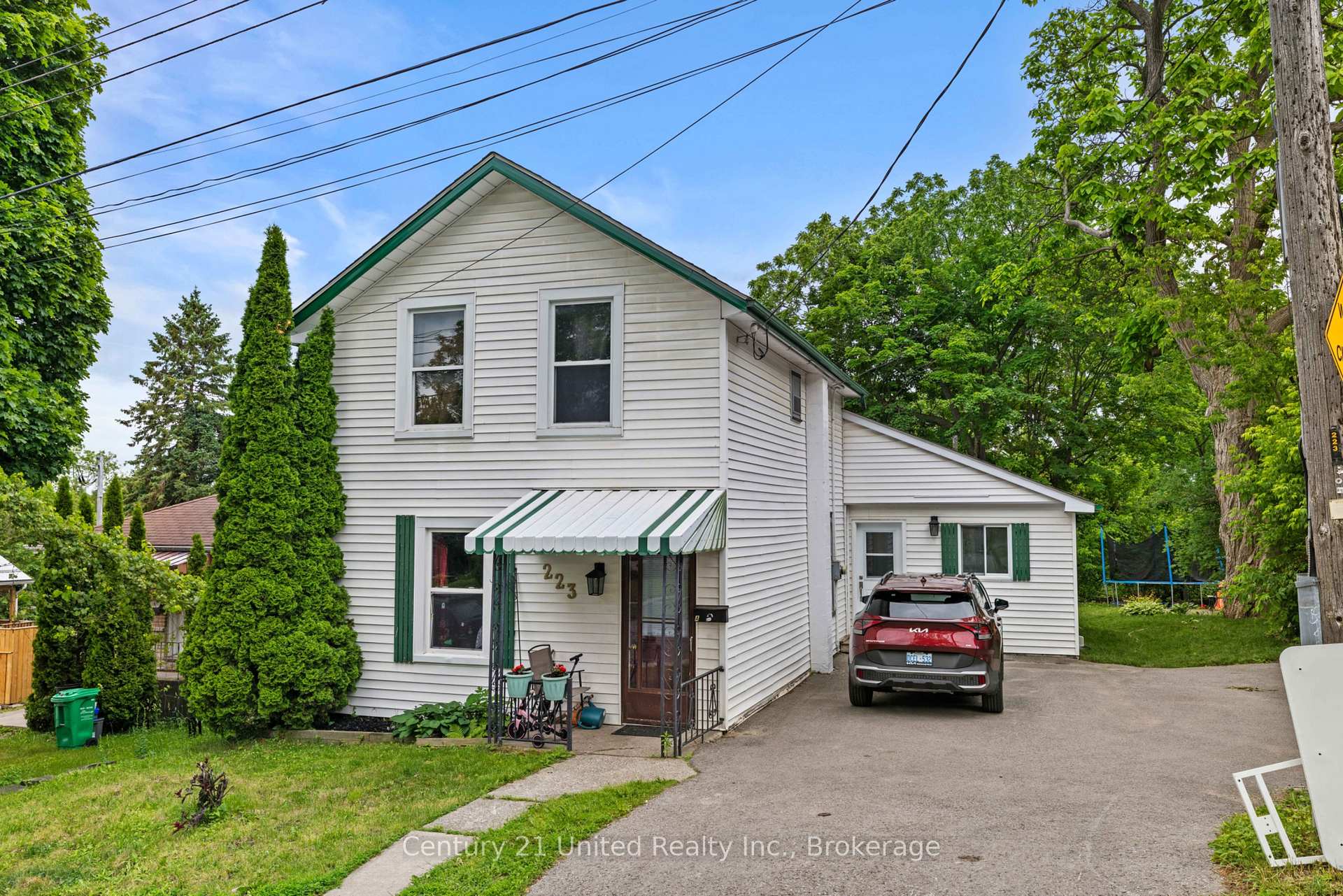 223 Antrim Street, Peterborough, ON K9H 3G5, Peterborough — photo 1
