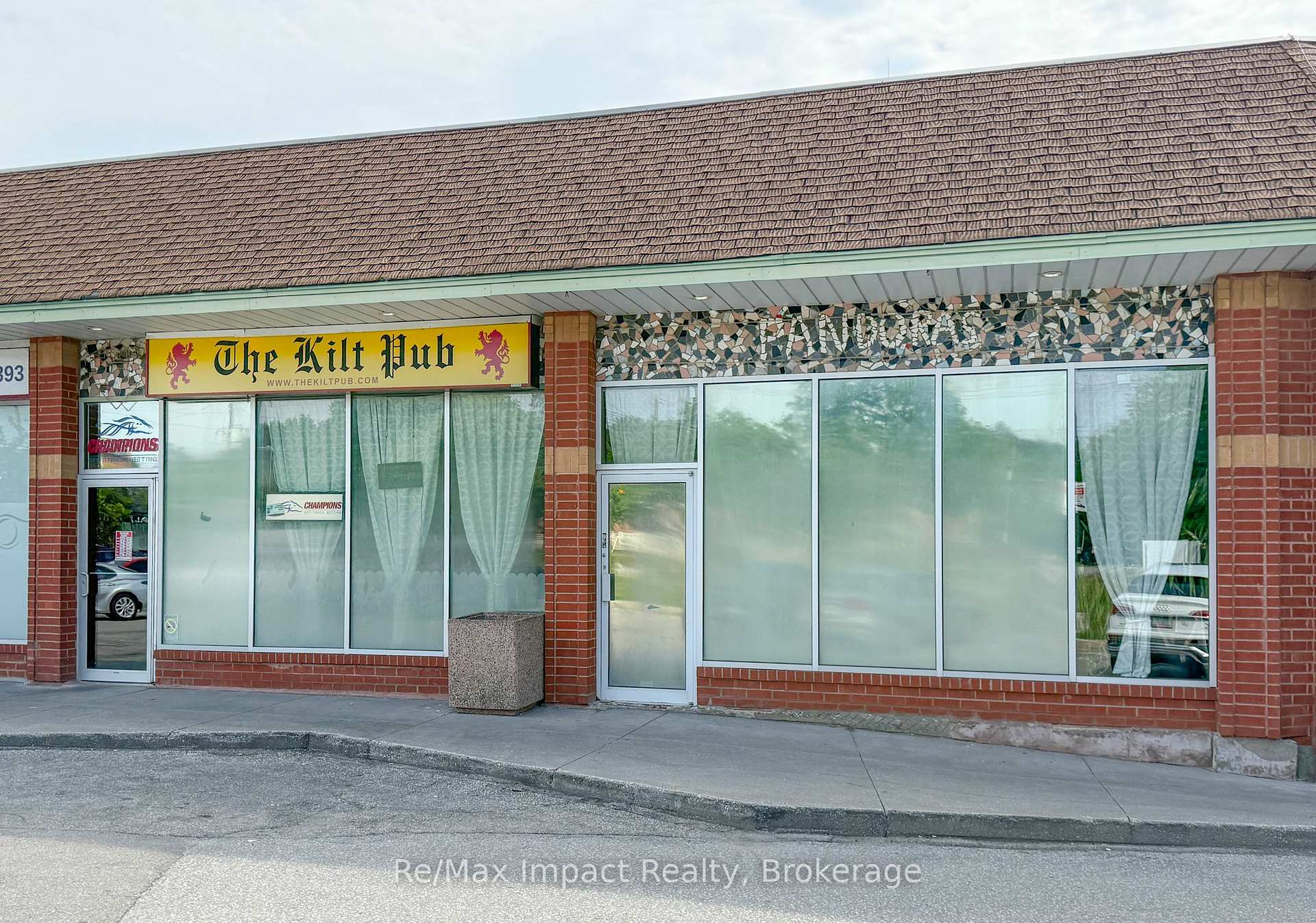 371 Old Kingston Road 9 & 10, Toronto, ON M1C 1B7, Toronto E10 — photo 1
