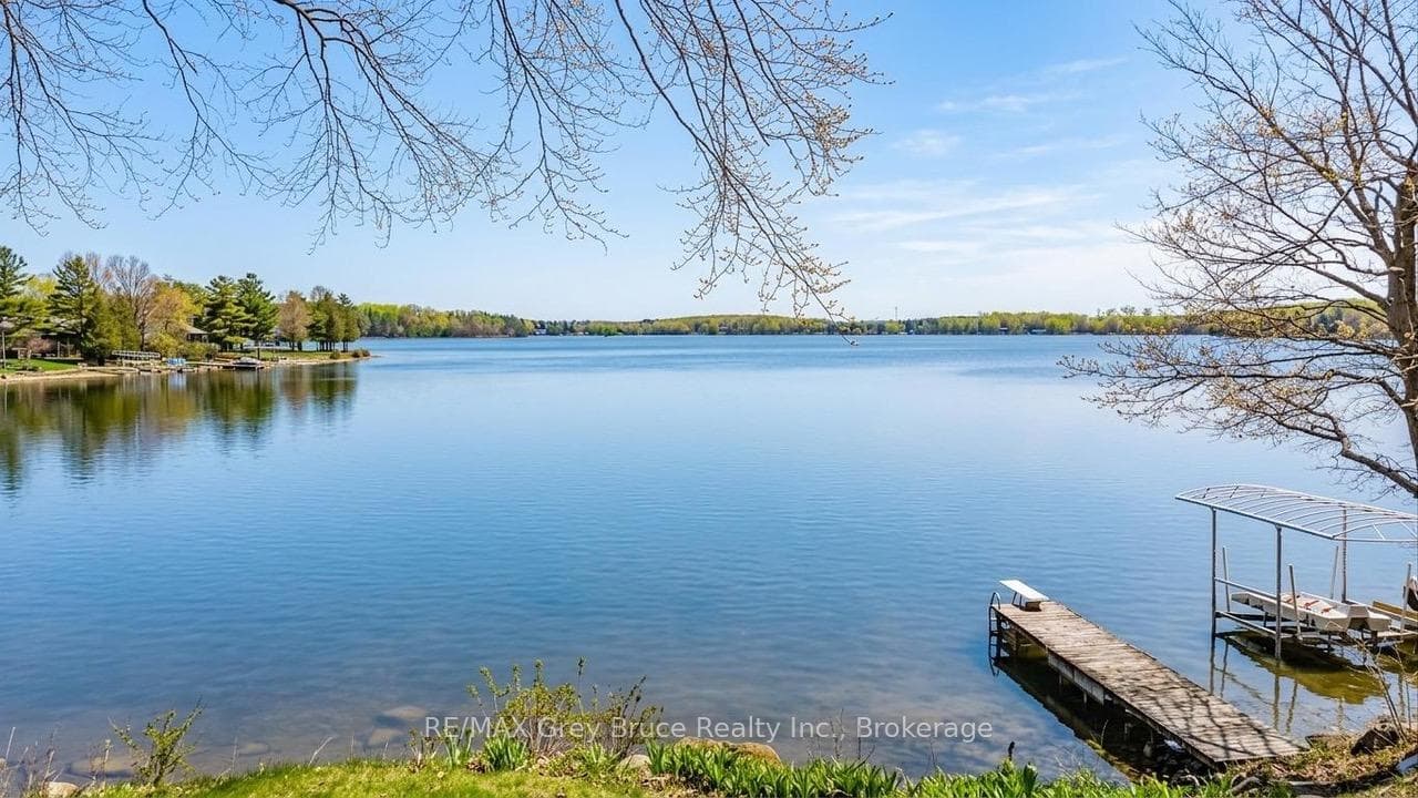 124 Stanley Drive, Grey Highlands, ON N0C 1E0, Grey Highlands — photo 1