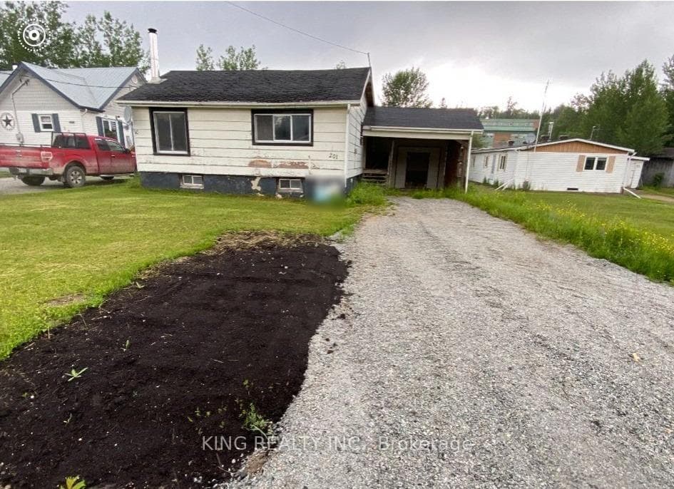 201 Third Avenue, Hornepayne, ON P0M 1Z0, Hornepayne — photo 1