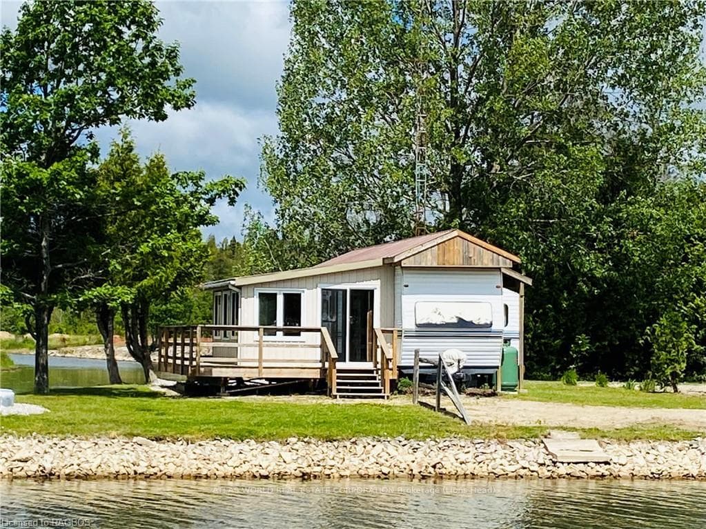 9 TAMARAC Road 0, Northern Bruce Peninsula, ON N0H 2R0, Northern Bruce Peninsula — photo 1
