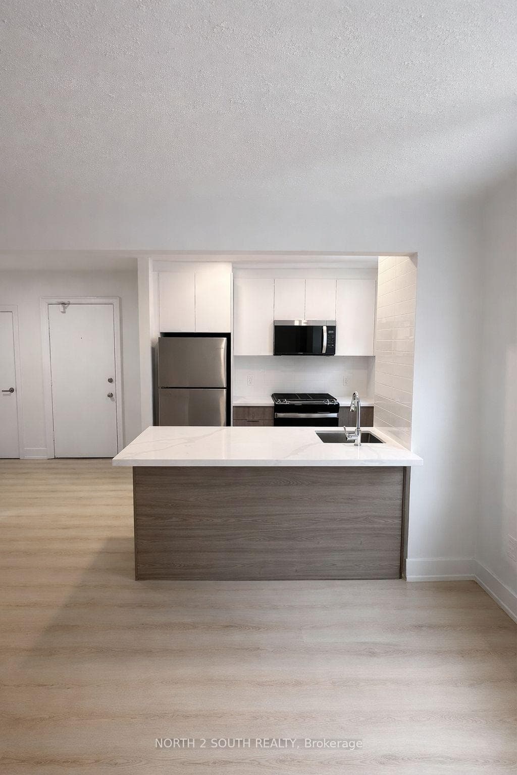 1024 King Street E 3, Hamilton, ON L8M 1C8, Hamilton — photo 1
